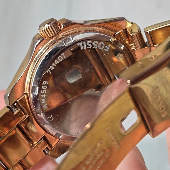 Fossil Gold-Tone AM4569 Rose Gold 7417200 Stainless Syeel 10ATM Watch - Picture 7 of 8